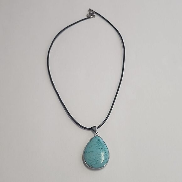 Simulated Turquoise Teardrop Pendant Necklace - Picture 1 of 4